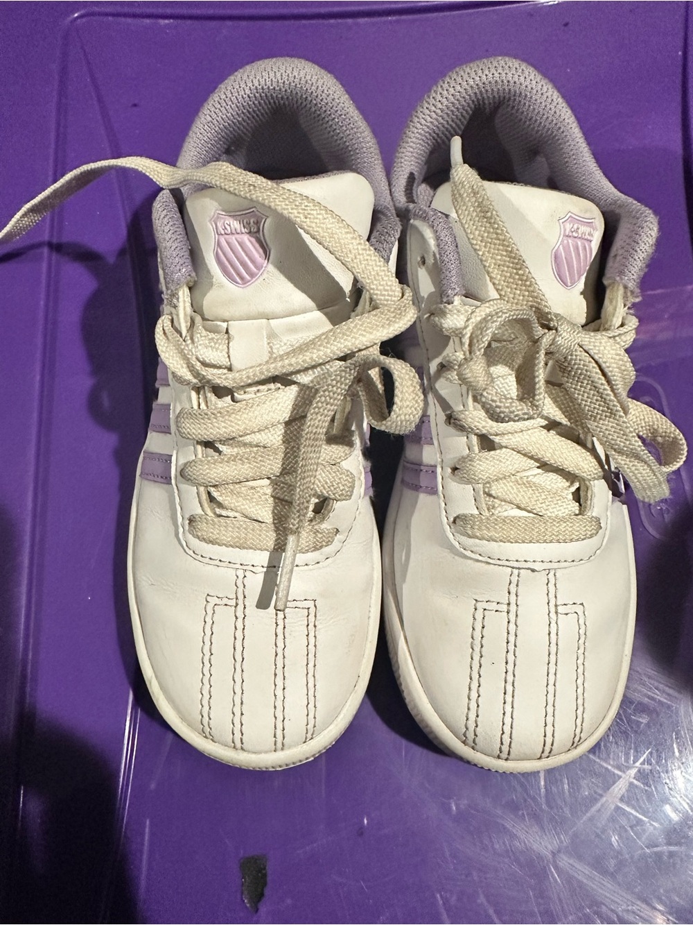 K-Swiss White Sneakers with Light Purple Accents - Kids